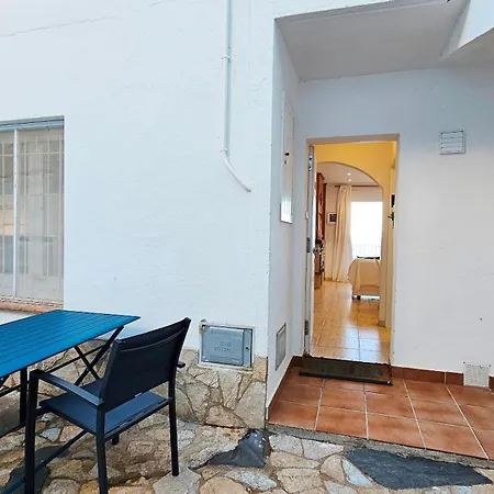 7843 In Apartament